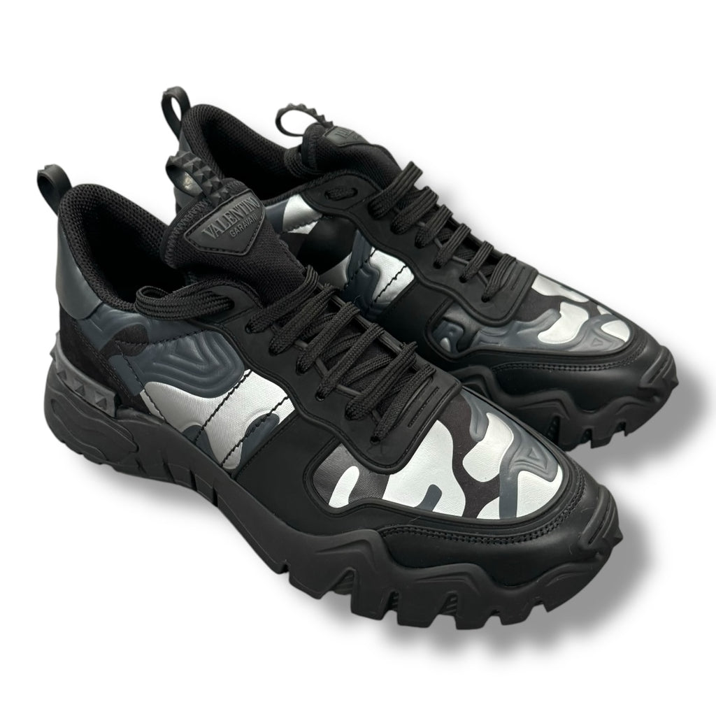 VALENTINO ROCKRUNNER STUD TRAINERS METALLIC BLACK GREY CAMO