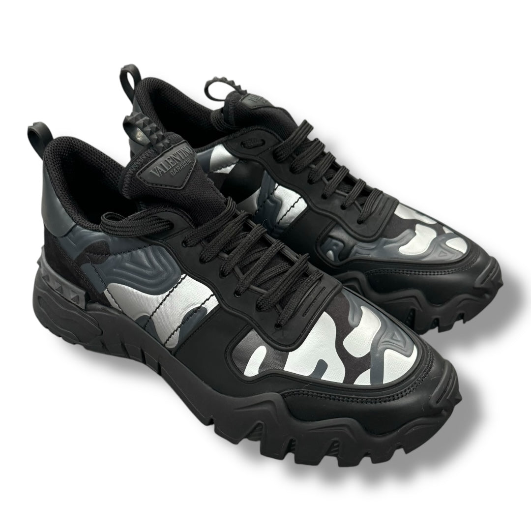 VALENTINO ROCKRUNNER STUD TRAINERS METALLIC BLACK GREY CAMO