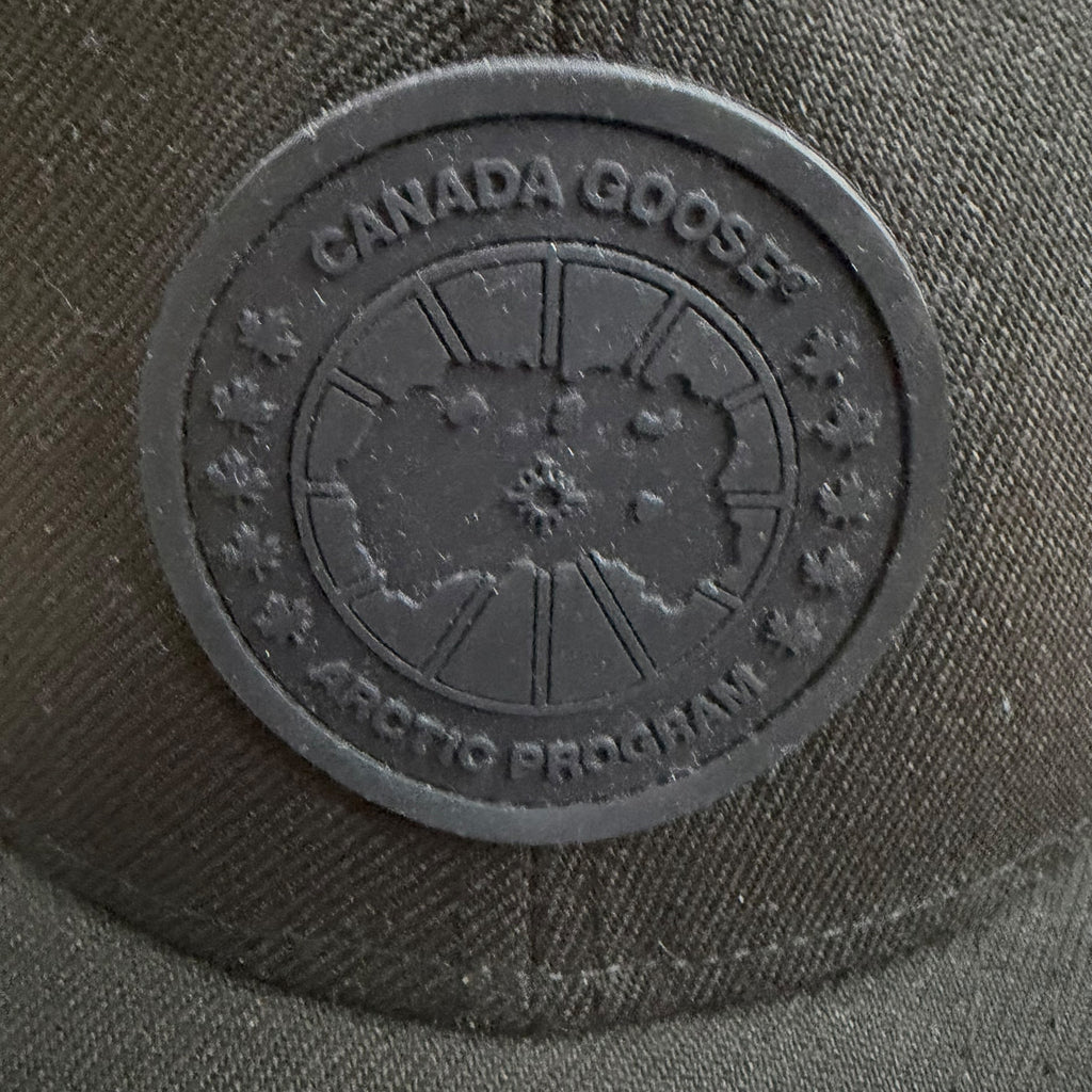 CANADA GOOSE ARTIC SNAP BACK BASEBALL CAP BLACK