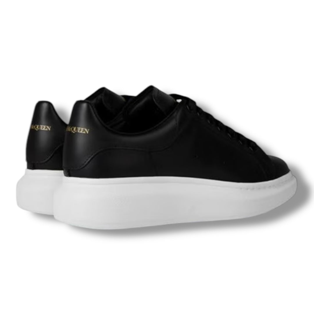 ALEXANDER MCQUEEN OVERSIZED BLACK / WHITE