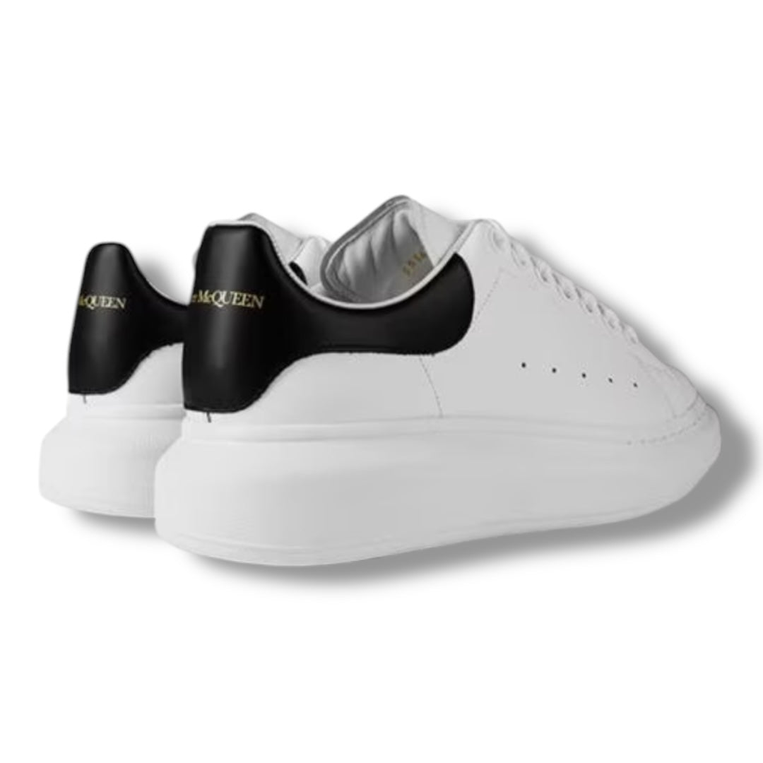 ALEXANDER MCQUEEN OVERSIZED WHITE / BLACK