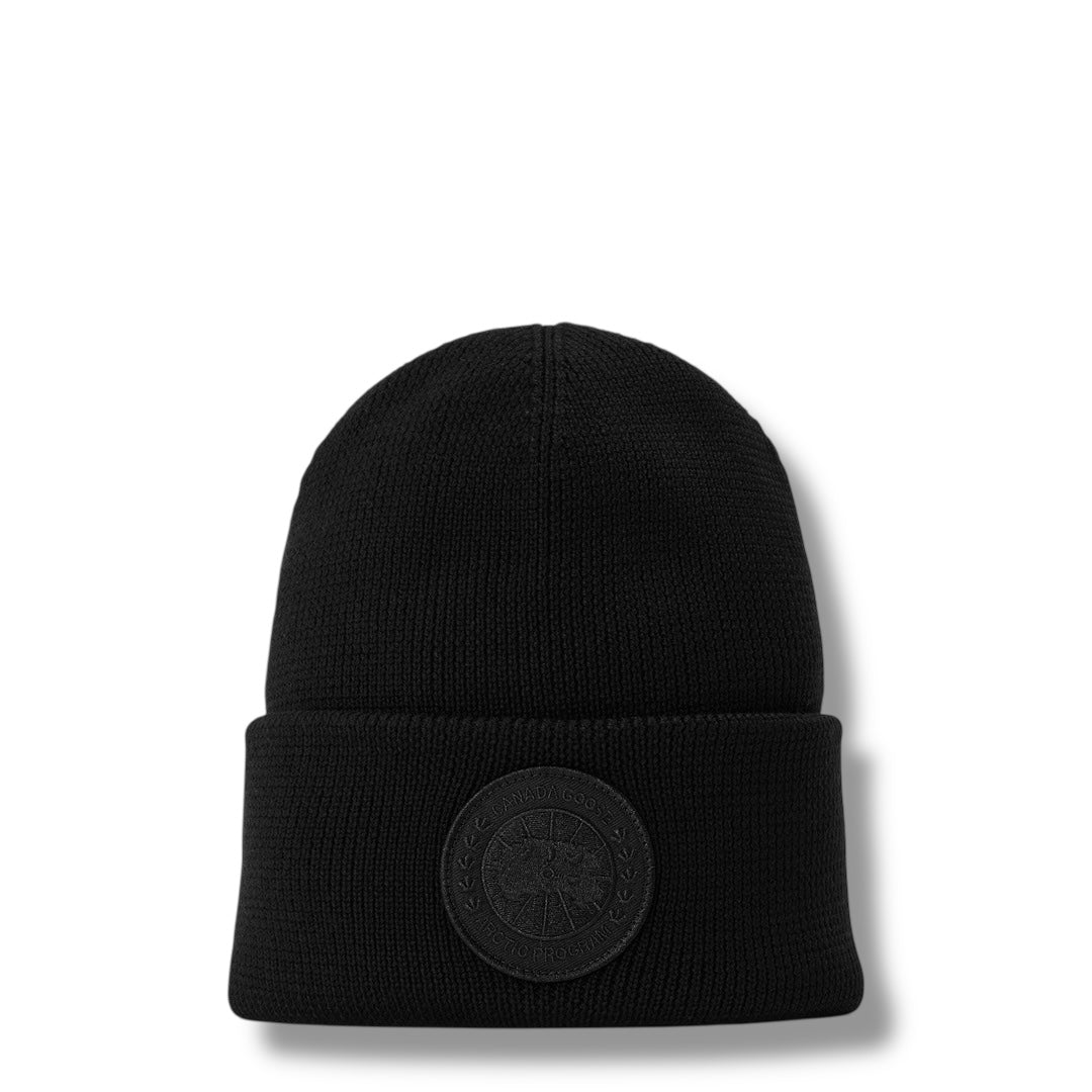 CANADA GOOSE BLACKOUT BADGE LOGO BEANIE BLACK