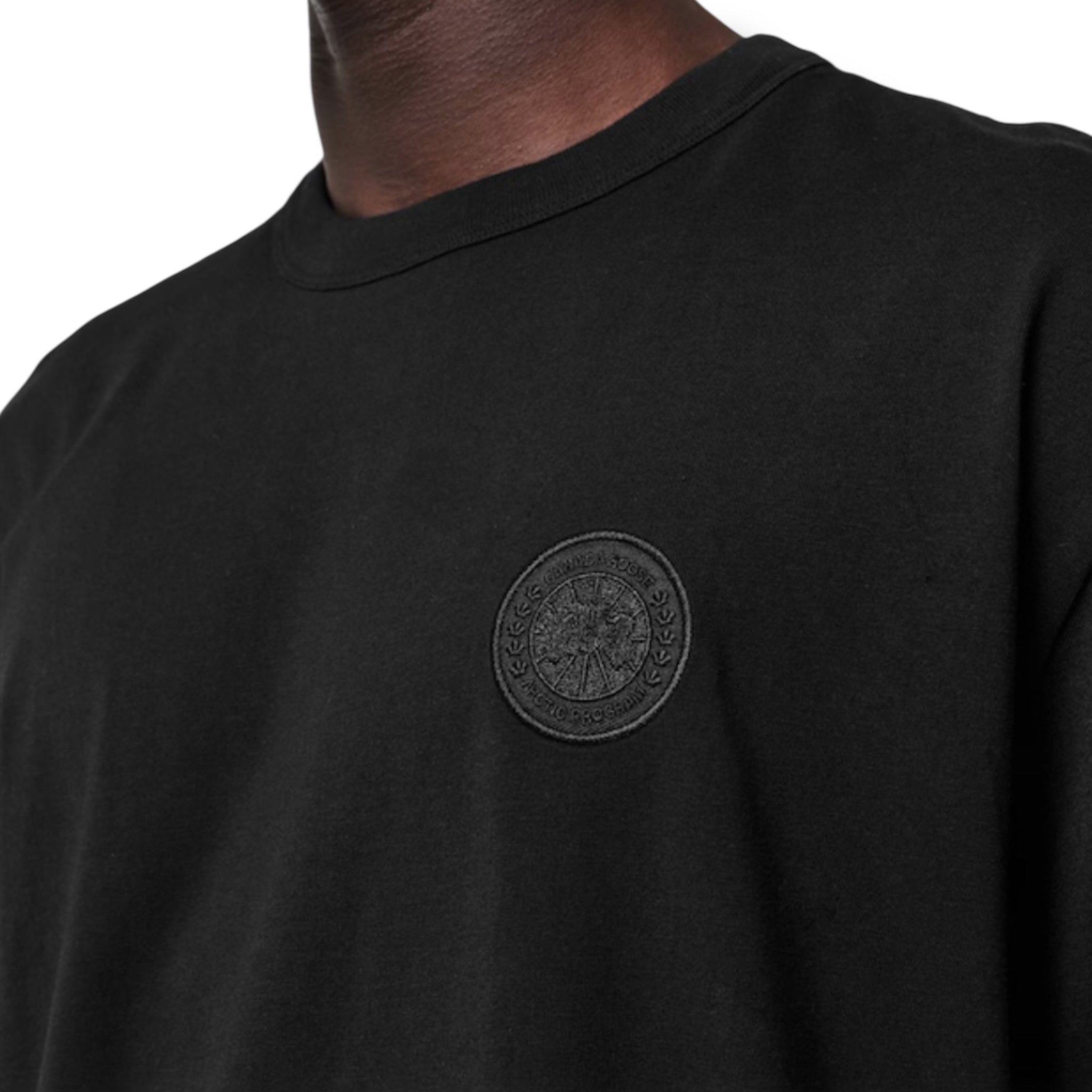 CANADA GOOSE EMBROIDERED BADGE LOGO T-SHIRT BLACK