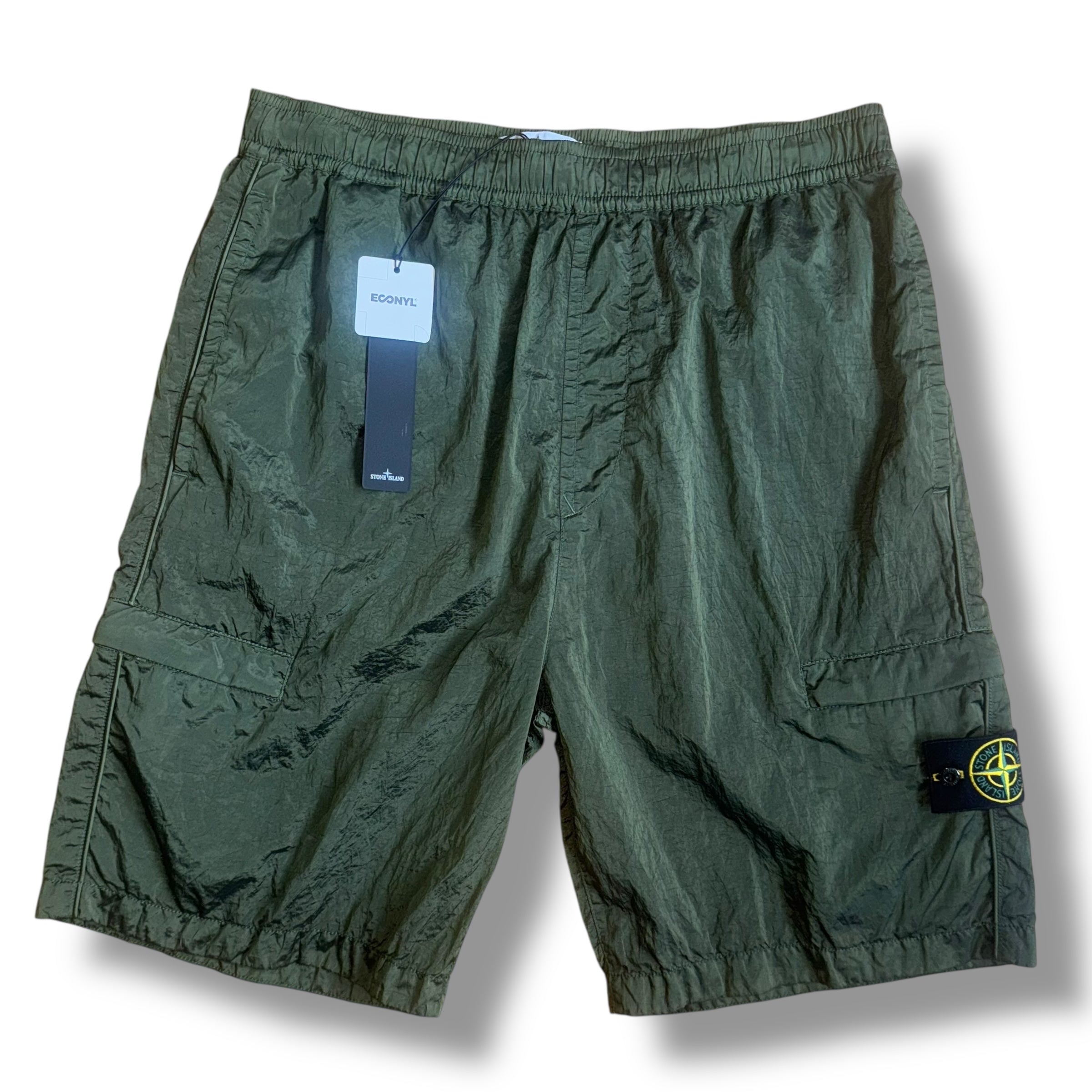 STONE ISLAND CARGO NYLON METAL SHORTS KHAKI GREEN