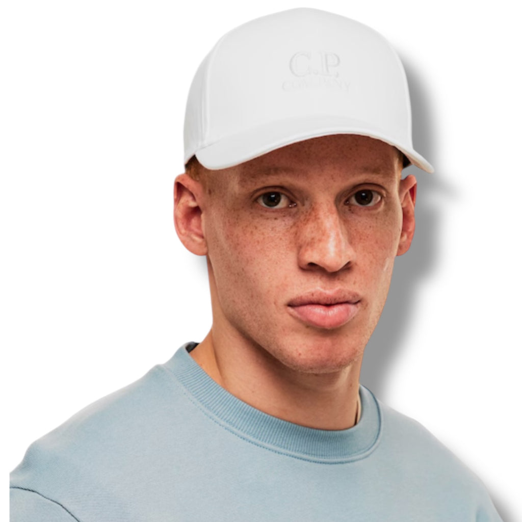 CP COMPANY EMBROIDERED LOGO BASEBALL CAP WHITE