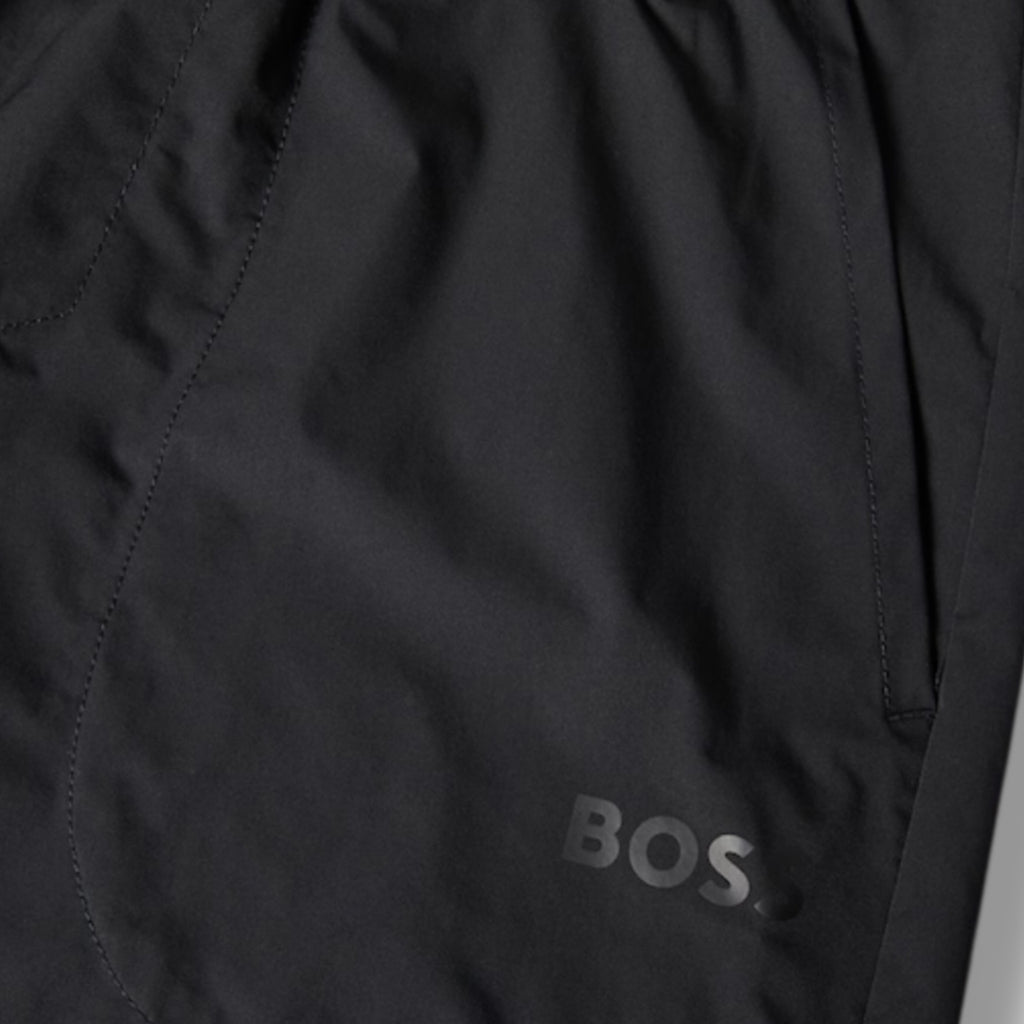 HUGO BOSS GYM KIT TRIPLE SET TECH 1/4 ZIP - T-SHIRT & SHORTS BLACK