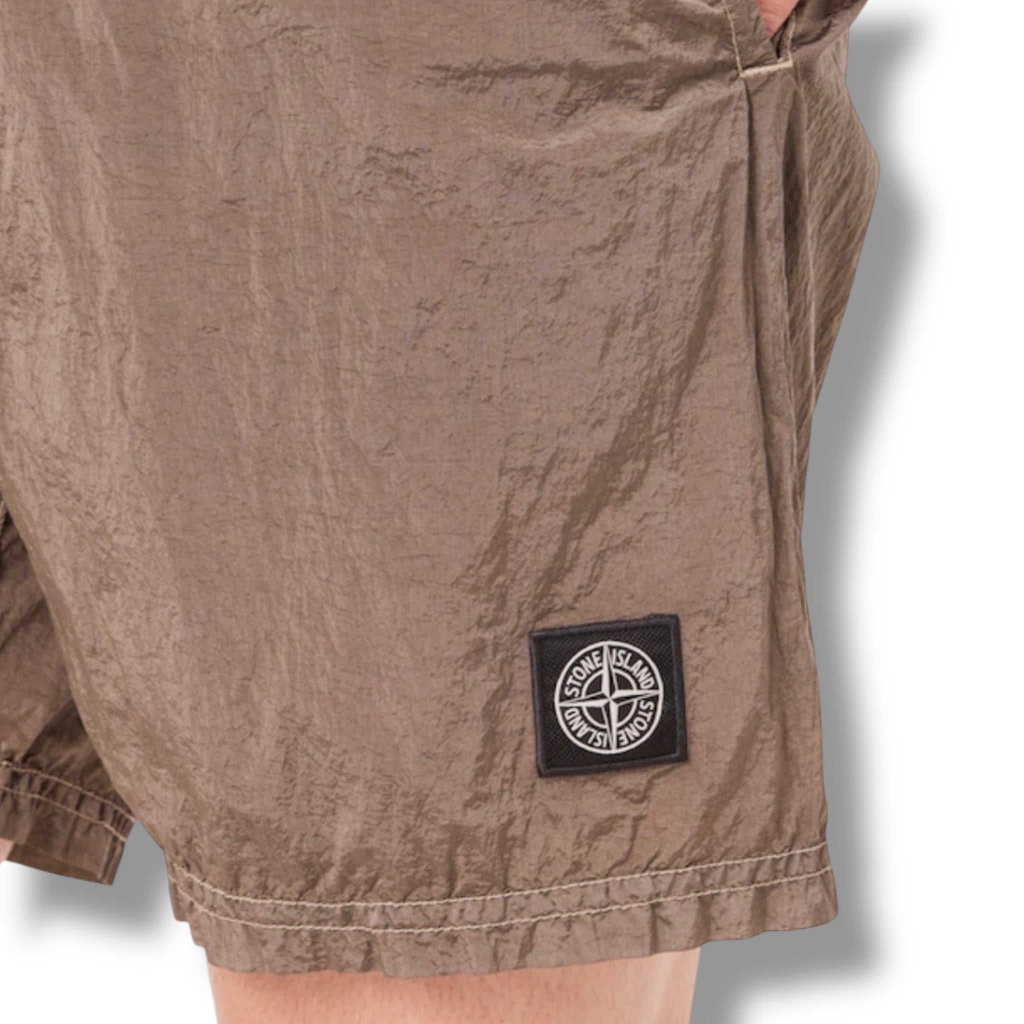 STONE ISLAND PATCH LOGO T-SHIRT & NYLON METAL SWIM SHORTS COMBO BLACK / ARMY GREEN