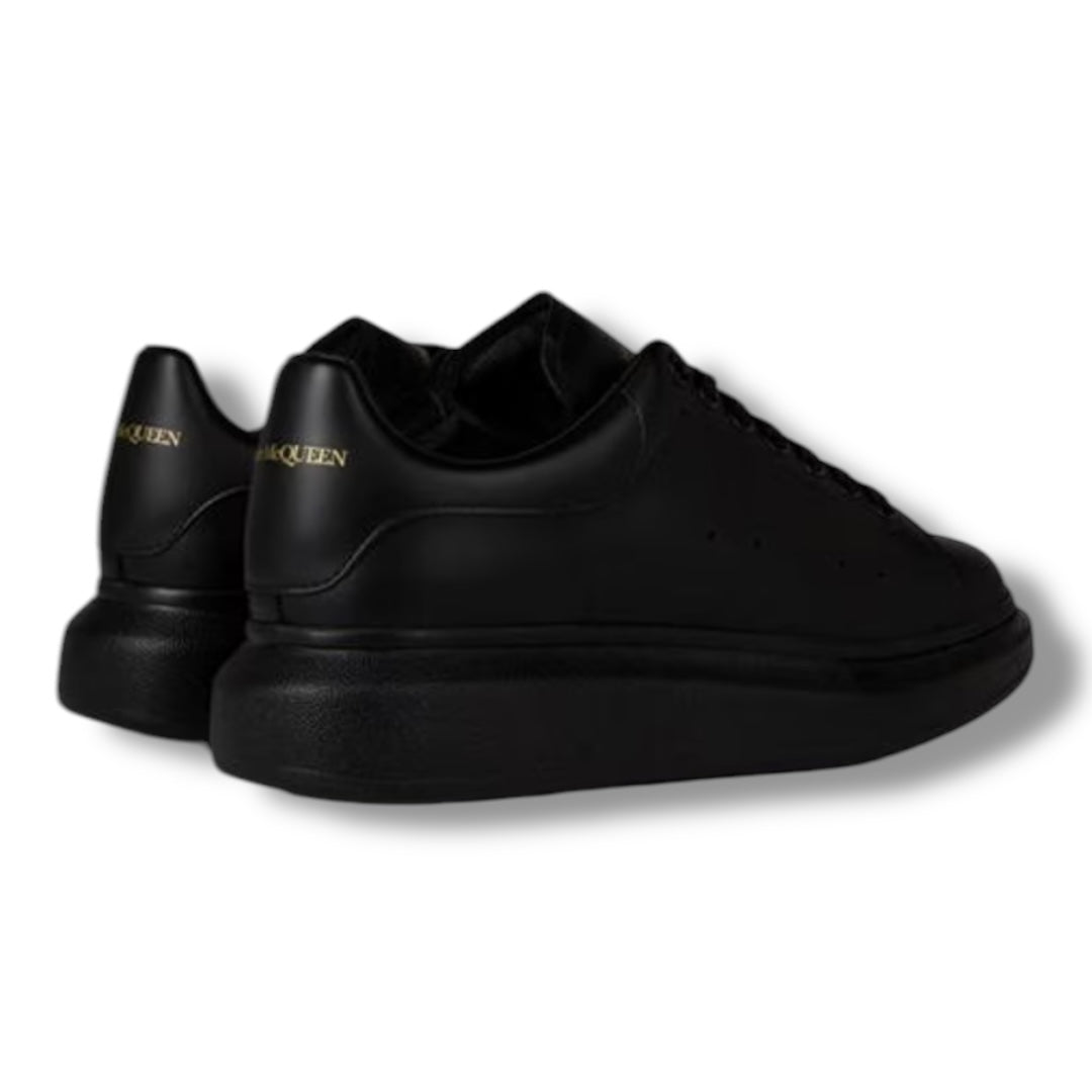 ALEXANDER MCQUEEN OVERSIZED BLACK