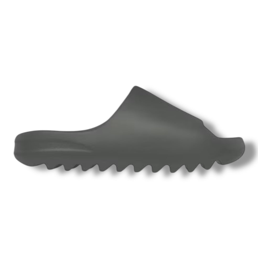YEEZY POOL SLIDERS ONYX GREY