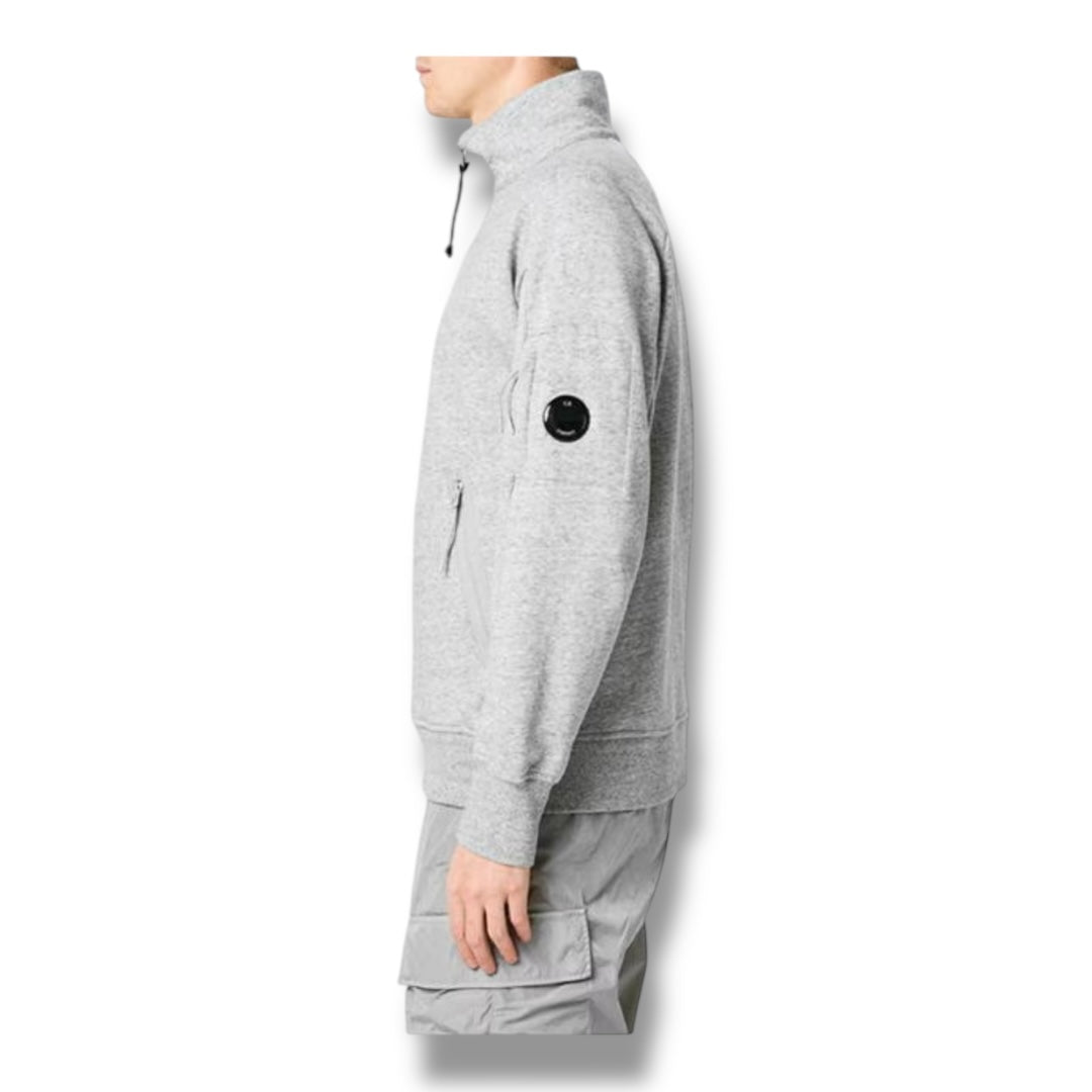 CP COMPANY LENS ARM 1/4 ZIP SWEATSHIRT LIGHT GREY