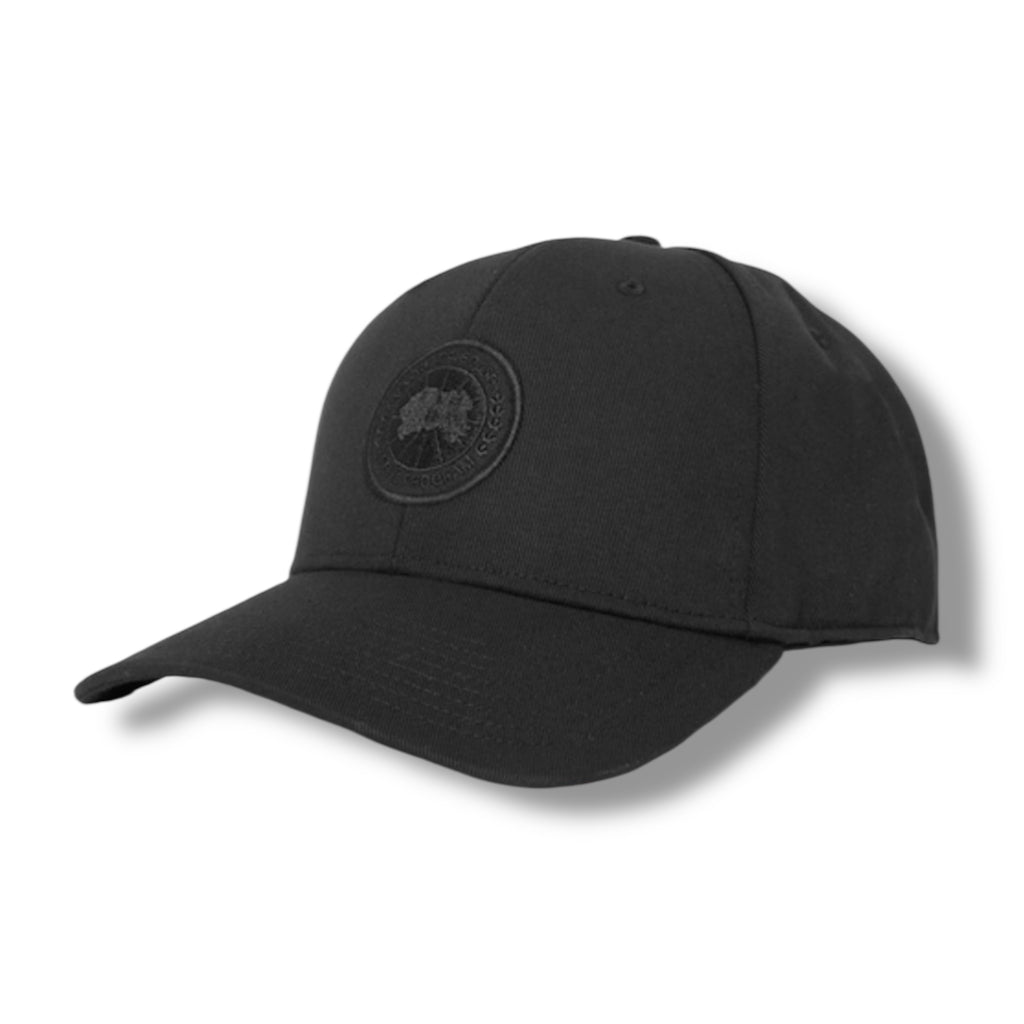 CANADA GOOSE BLACKOUT FITTED BASEBALL CAP BLACK
