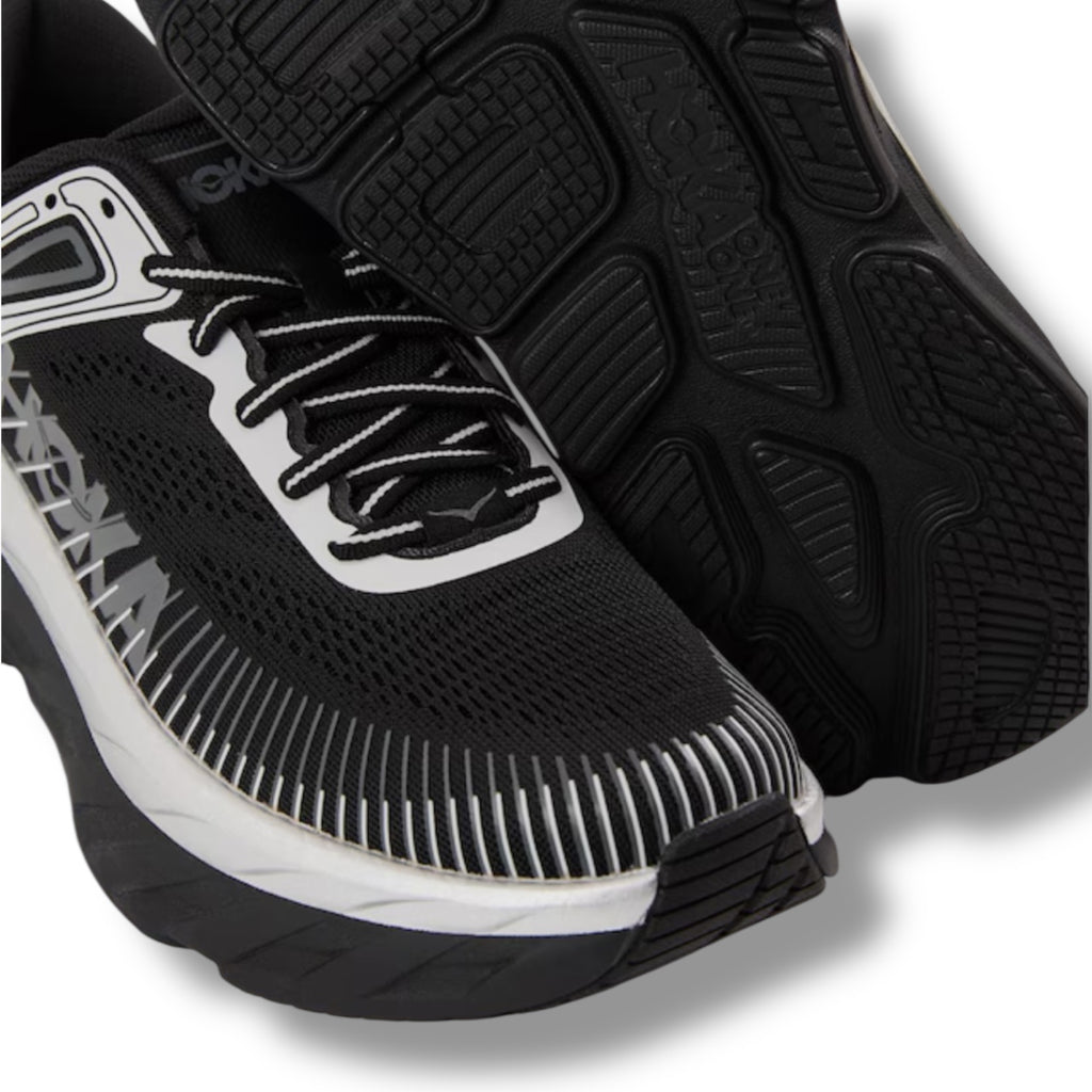 HOKA BONDI 7 RUNNING TRAINERS BLACK SILVER