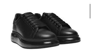 ALEXANDER MCQUEEN OVERSIZED TRAINERS BLACK AIR SOLE